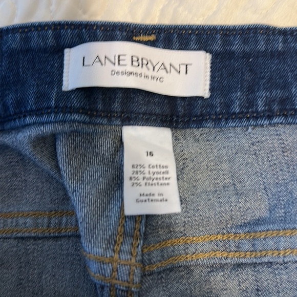 Lane Bryant Mid Rise Girlfriend Crop Denim jean Sz 16 - Picture 8 of 9